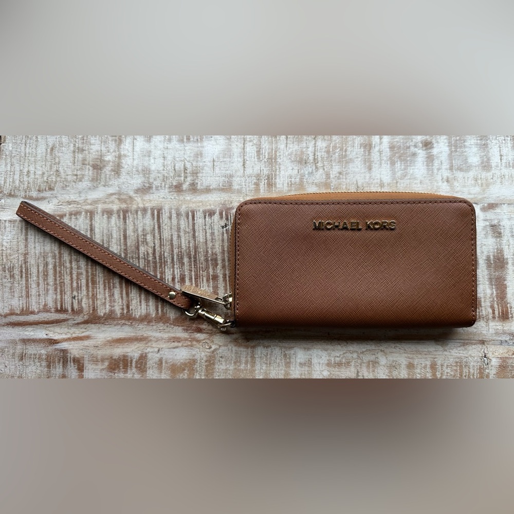 Michael Kors Brown Leather Wristlet